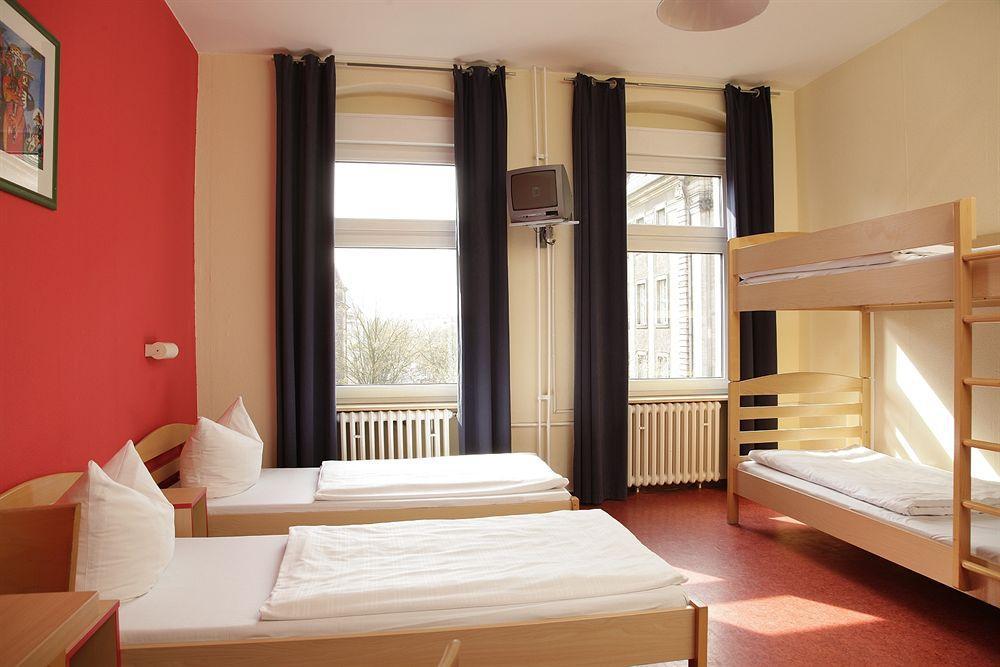Acama Hotel & Hostel Schoeneberg Berlín Exterior foto