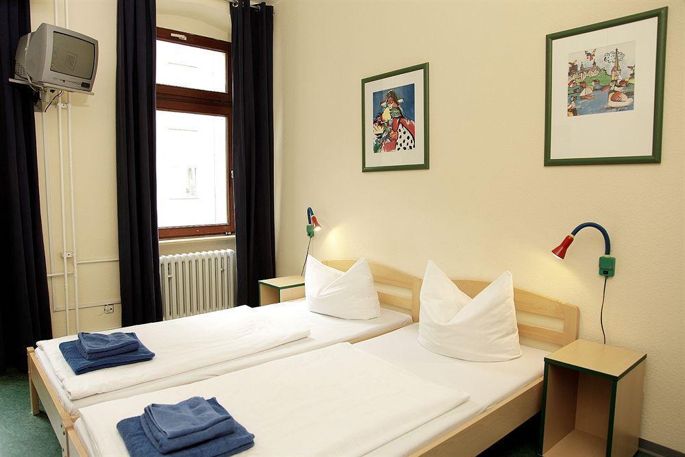 Acama Hotel & Hostel Schoeneberg Berlín Exterior foto