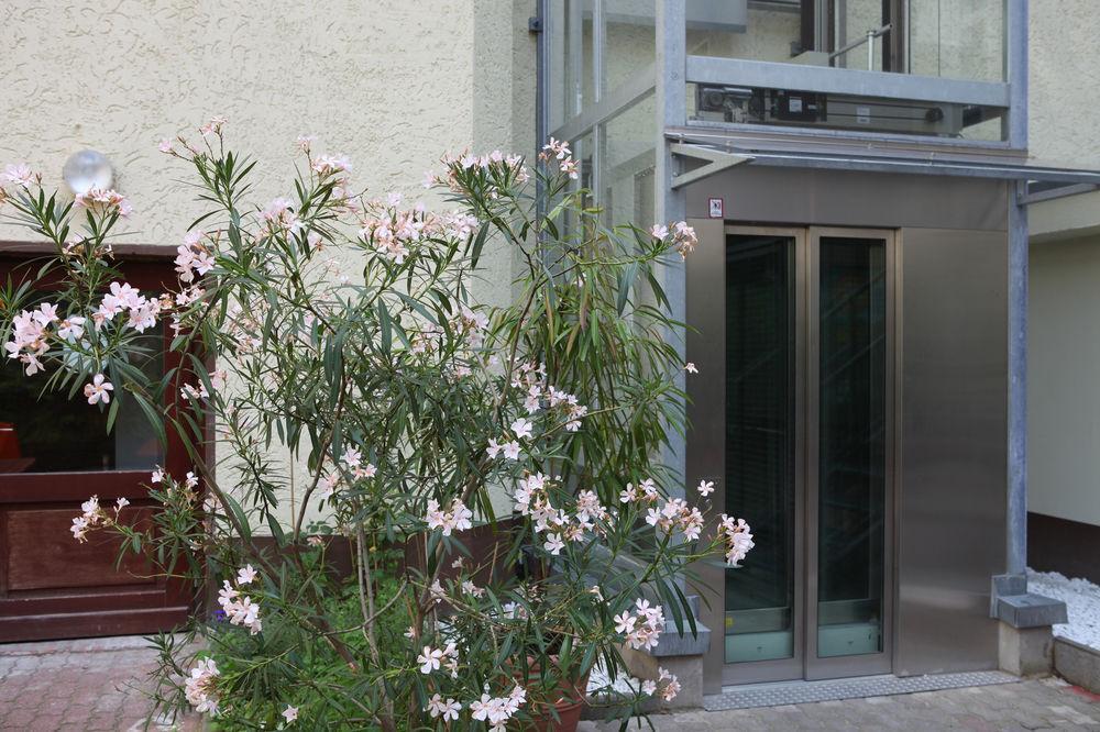 Acama Hotel & Hostel Schoeneberg Berlín Exterior foto